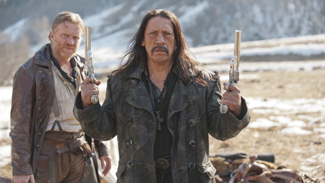 Kasabadaki Ölü izle