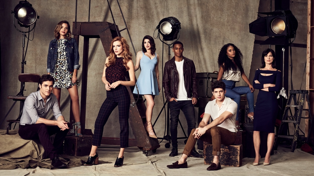 Famous in Love 2. Sezon 8. Bölüm izle