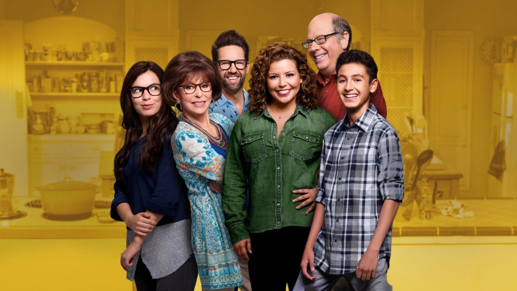 One Day at a Time 1. Sezon 1. Bölüm izle